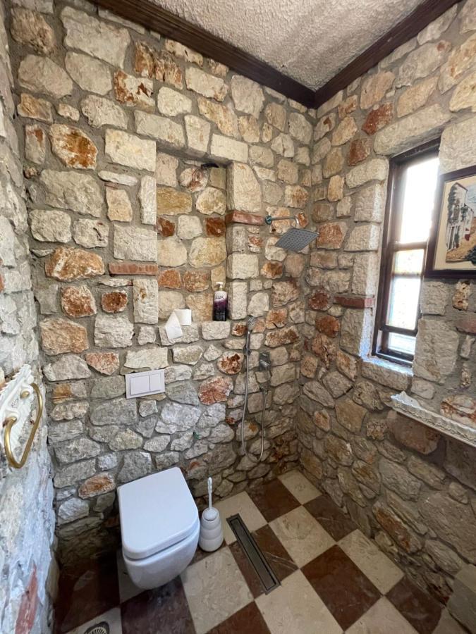 Hotel Solomon&Sons Dhërmi Esterno foto